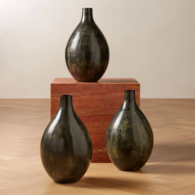 Arvada Patina Black Vase - Image 4