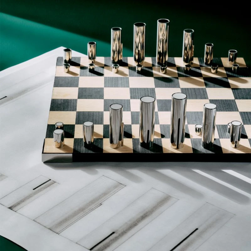 Famiglia Modern Stainless Steel Chess Set - Image 4