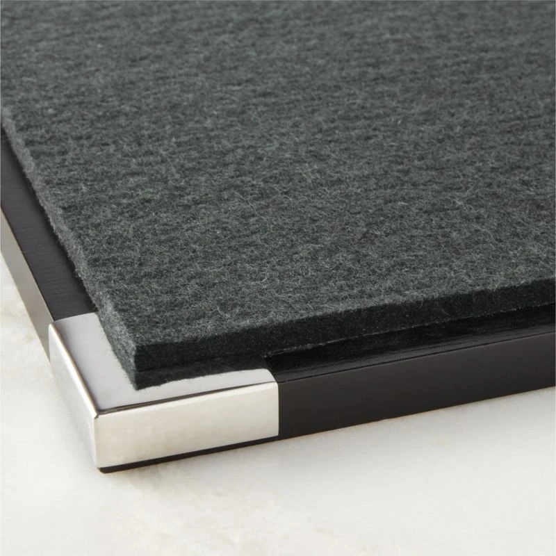 Famiglia Modern Stainless Steel Chess Set - Image 3