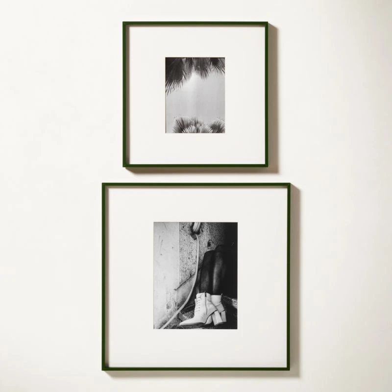 Gallery Green Picture Frame With White Mat 8"x10" - Image 5