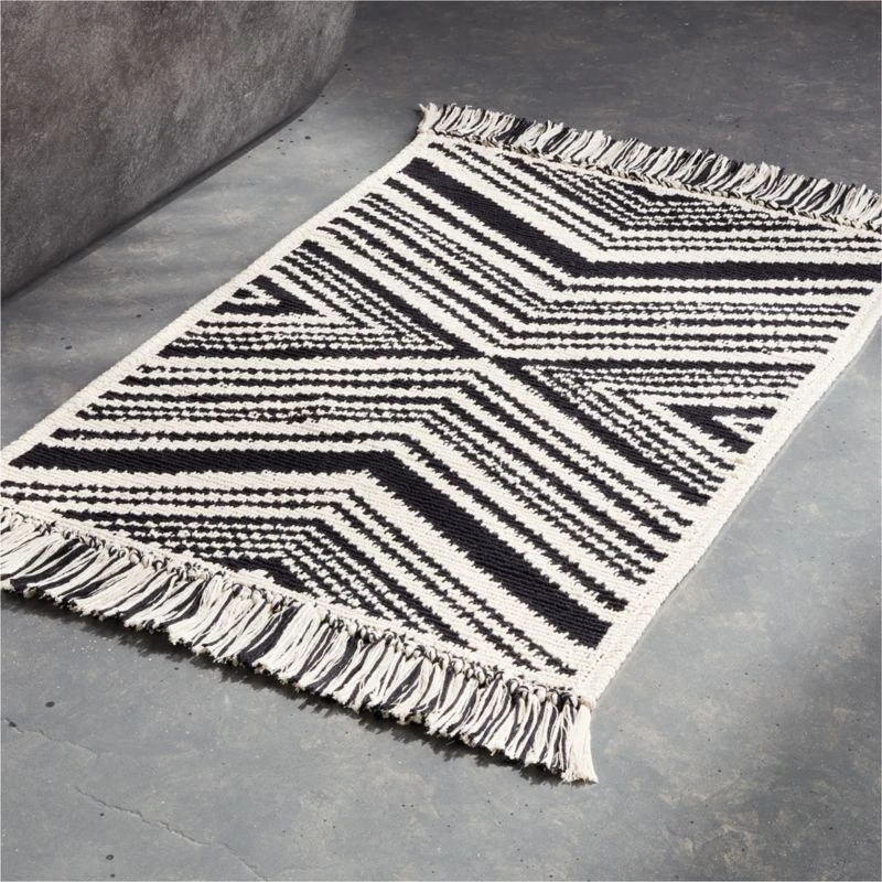 Onca Black And White Bath Mat 24"x36" - Image 2