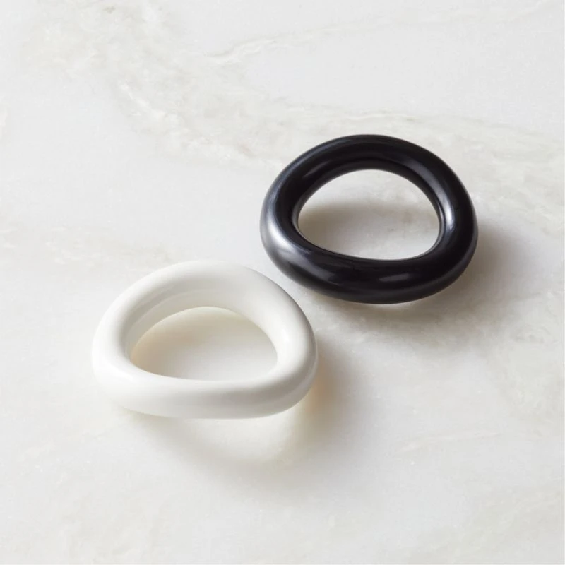 Moore Porcelain Black Napkin Rings Set Of 8 - Image 4